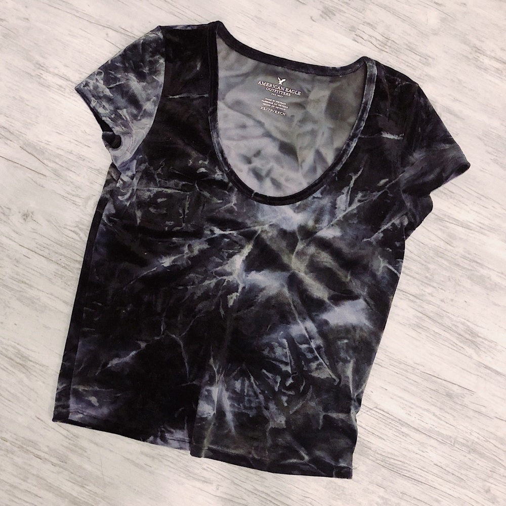 american eagle velvet top